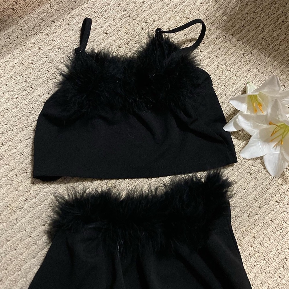 XS - Picture 2 of 2